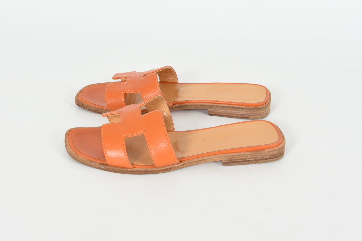 Hermès Oran Sandals Shoes Leather H Logo Calfskin Flats Size 34