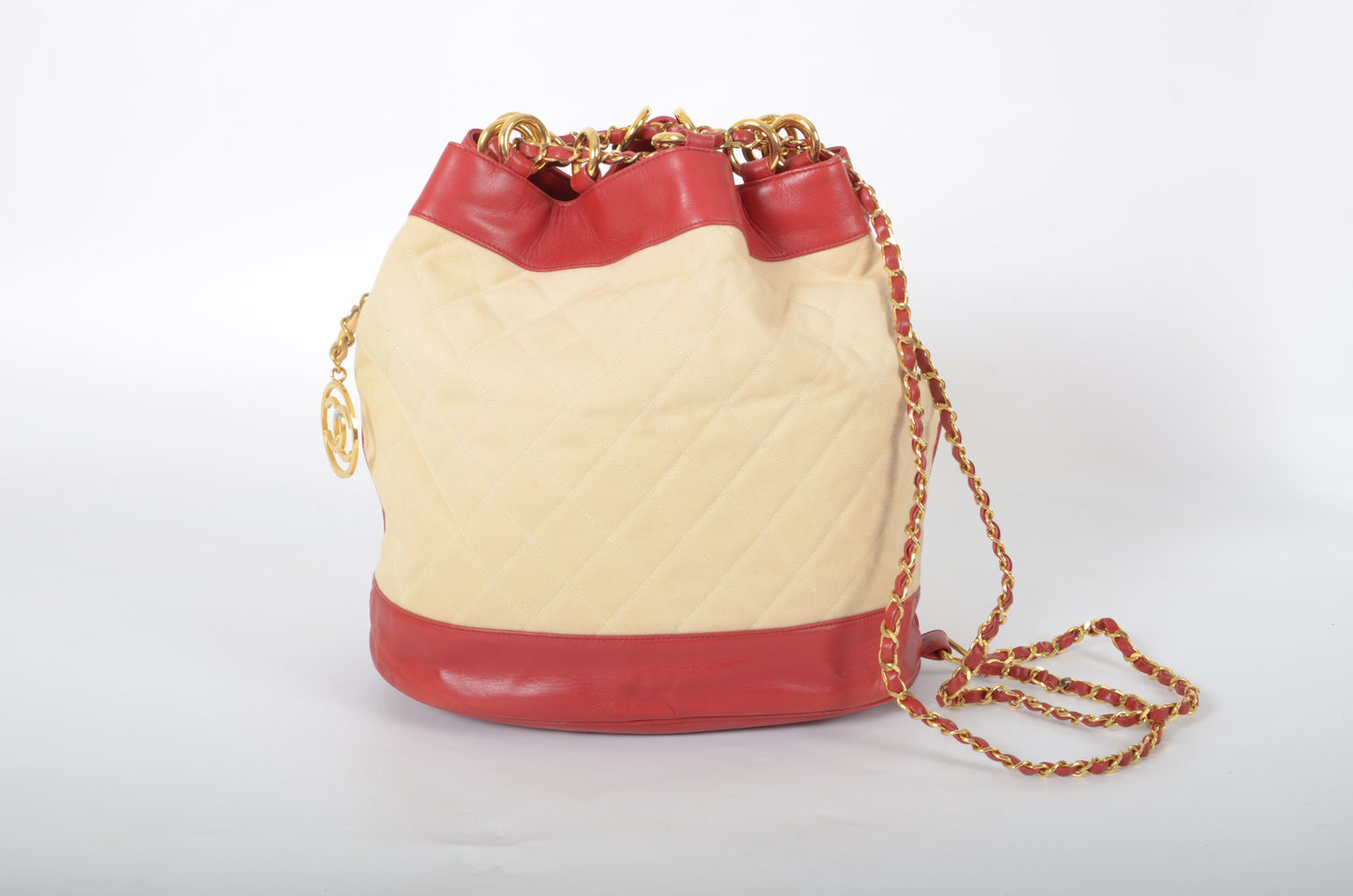 Chanel Chain Shoulder Bag Coco Gold hardware Leather Ivory Red Vintage Backpack