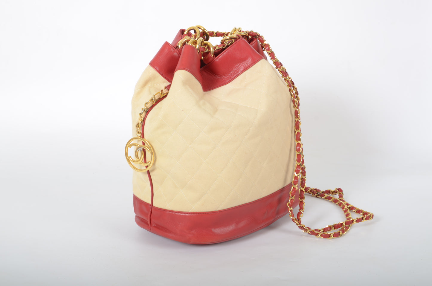 Chanel Chain Shoulder Bag Coco Gold hardware Leather Ivory Red Vintage Backpack