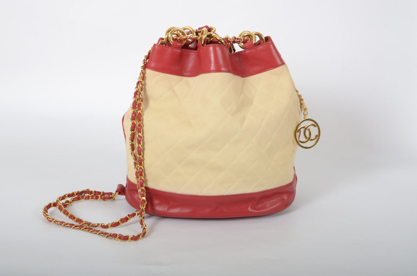 Chanel Chain Shoulder Bag Coco Gold hardware Leather Ivory Red Vintage Backpack