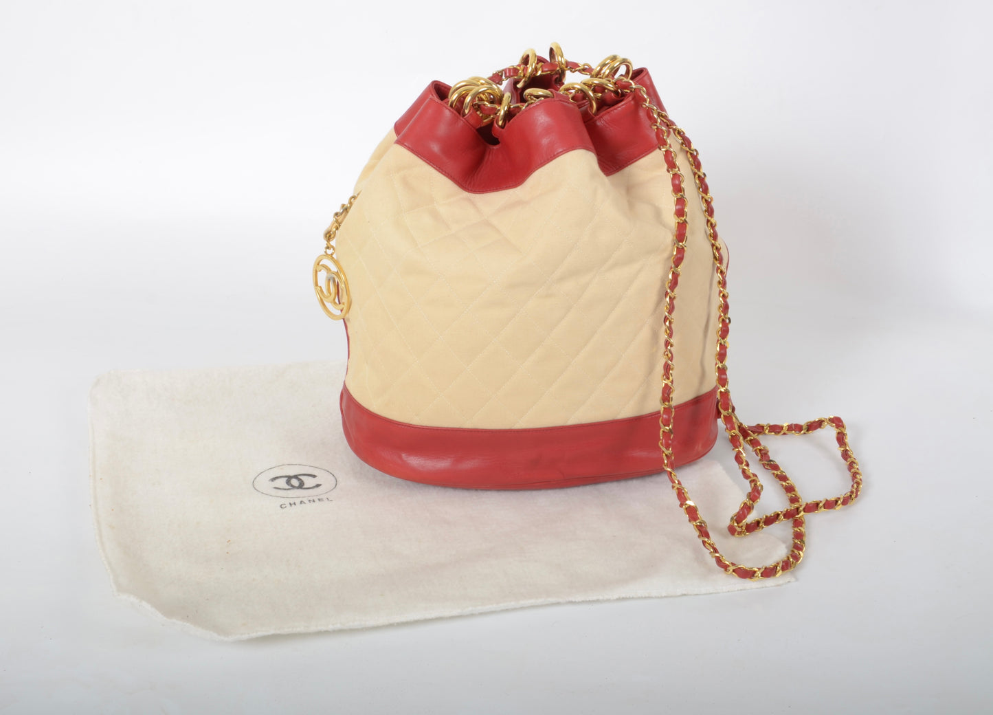 Chanel Chain Shoulder Bag Coco Gold hardware Leather Ivory Red Vintage Backpack