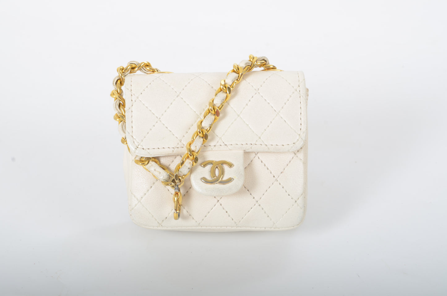 Chanel White Micro Bag Chain Belt Waist Bag Coco Mark Shoulder Pouch White 2way Lambskin Vintage